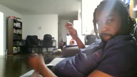 moxamillion online show from December 4, 2024, 8:12 am