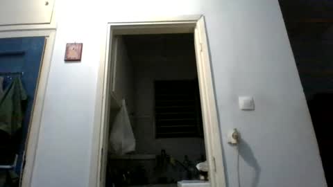 mppempis81 online show from April 9, 2026, 7:19 pm