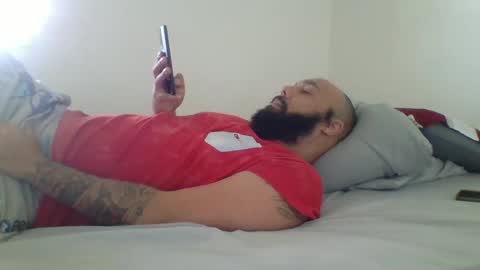 Mr8 online show from February 2, 2025, 7:04 pm