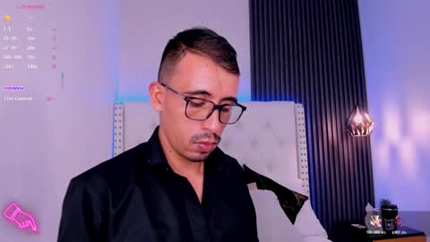 Snapshot of mr_aronnn chatting on March 11, 2025, 10:51 am Aaron. online show from March 11, 2025, 10:51 am