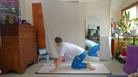 ninko online show from February 15, 2025, 5:07 pm