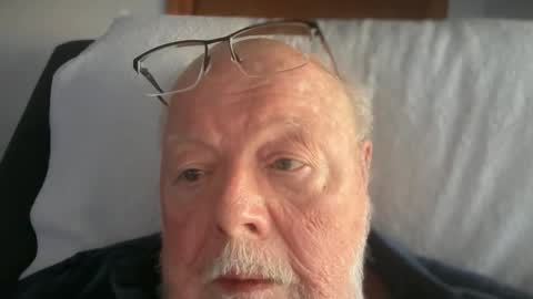 Snapshot of mr_frasier chatting on December 1, 2025, 7:19 pm Jess online show from December 1, 2025, 7:19 pm