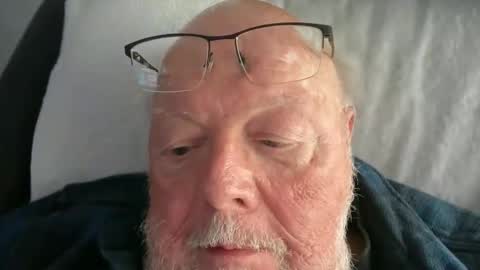 Jess online show from April 22, 2026, 7:48 pm