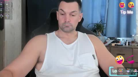 Cam online show from March 2, 2026, 5:42 pm