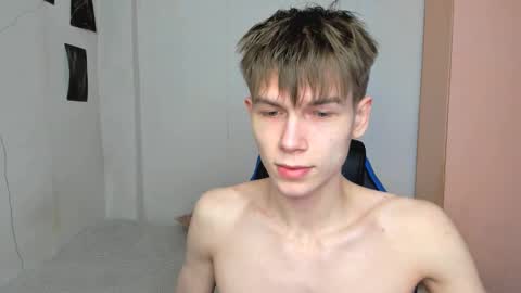 Makentoshi online show from February 18, 2025, 6:59 am