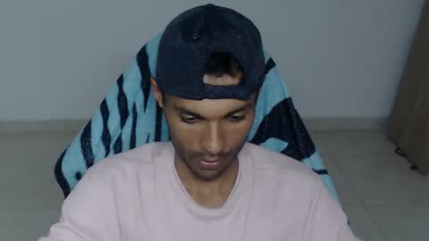 Max online show from November 10, 2025, 5:12 pm