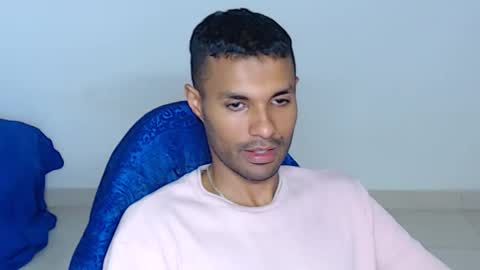 Max online show from April 18, 2026, 4:22 pm