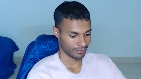 Snapshot of mr_max__ chatting on April 23, 2026, 2:30 pm Max online show from April 23, 2026, 2:30 pm