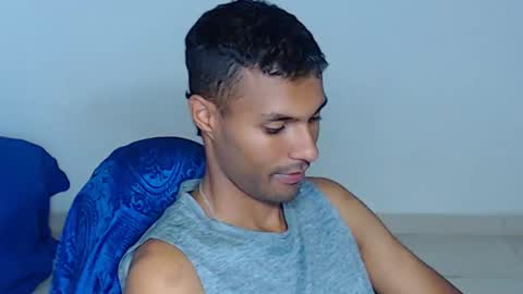 Snapshot of mr_max__ chatting on April 24, 2026, 7:27 pm Max online show from April 24, 2026, 7:27 pm