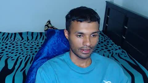 Snapshot of mr_max__ chatting on May 11, 2026, 8:28 pm Max online show from May 11, 2026, 8:28 pm