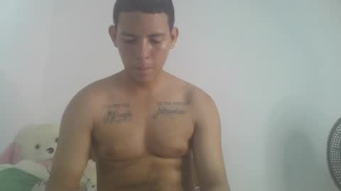 mr_sharkmaster777 online show from January 7, 2025, 5:42 pm