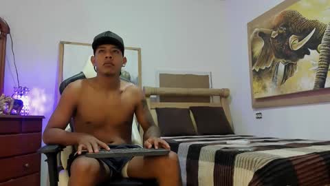 mr_stiven_ online show from March 13, 2026, 4:08 am