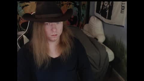 mr_strawberry online show from October 13, 2025, 7:25 pm