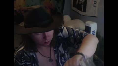 Snapshot of mr_strawberry chatting on April 7, 2026, 11:10 am mr_strawberry online show from April 7, 2026, 11:10 am