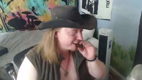Snapshot of mr_strawberry chatting on May 26, 2026, 3:08 pm mr_strawberry online show from May 26, 2026, 3:08 pm