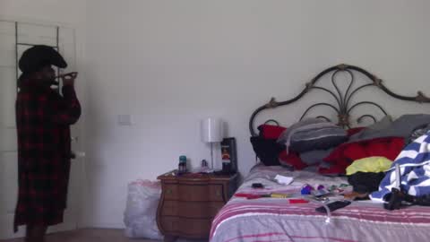 MrBigDThomas online show from October 9, 2025, 2:15 pm