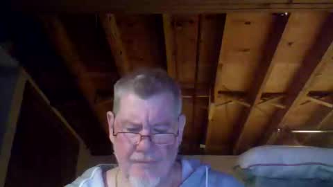 mrblade666 online show from April 29, 2026, 11:33 pm