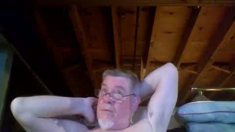 Snapshot of mrblade666 chatting on May 12, 2026, 10:12 am mrblade666 online show from May 12, 2026, 10:12 am
