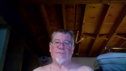 Snapshot of mrblade666 chatting on June 11, 2026, 10:24 am mrblade666 online show from June 11, 2026, 10:24 am