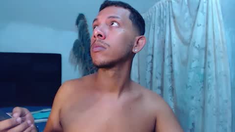 Christtofer online show from April 21, 2026, 1:39 pm