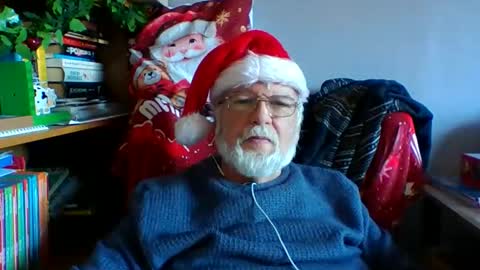 Snapshot of mrcloseup chatting on December 3, 2025, 12:25 pm mrcloseup online show from December 3, 2025, 12:25 pm