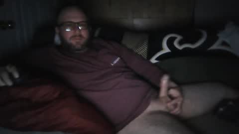 mrd4nk online show from November 30, 2025, 3:43 am