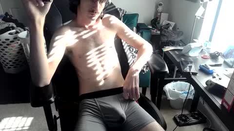 Snapshot of mrdrippy13 chatting on March 7, 2025, 9:06 pm MrDrippy online show from March 7, 2025, 9:06 pm