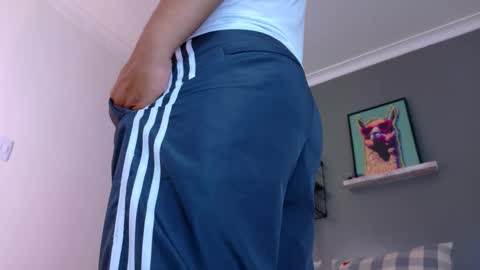 Mr Fox online show from March 9, 2026, 6:23 pm