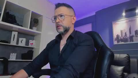 MrFrank. online show from November 7, 2025, 11:32 am