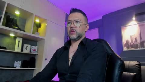 Snapshot of mrfrank_tattoo chatting on January 17, 2026, 11:48 am MrFrank. online show from January 17, 2026, 11:48 am