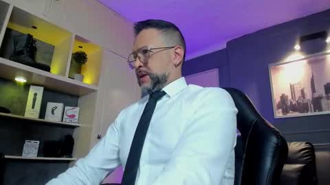 Snapshot of mrfrank_tattoo chatting on February 17, 2026, 11:18 am MrFrank. online show from February 17, 2026, 11:18 am