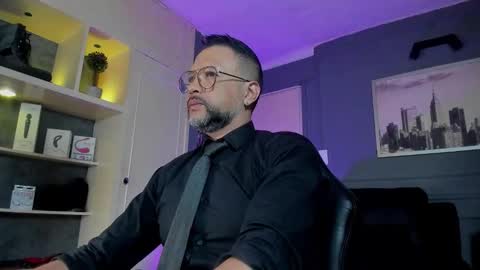 Snapshot of mrfrank_tattoo chatting on February 18, 2026, 10:44 am MrFrank. online show from February 18, 2026, 10:44 am