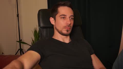 juan luis online show from February 11, 2026, 8:19 am