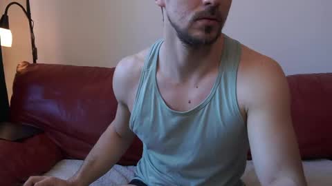 Snapshot of mrgreeneyes01 chatting on April 8, 2026, 6:57 am juan luis online show from April 8, 2026, 6:57 am