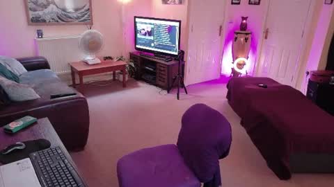 Snapshot of mrjandmrsj2014 chatting on July 16, 2026, 6:14 pm Mr Mrs J online show from July 16, 2026, 6:14 pm