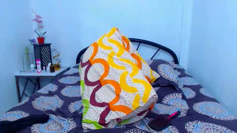 mrladybunnycock online show from December 18, 2025, 12:49 am