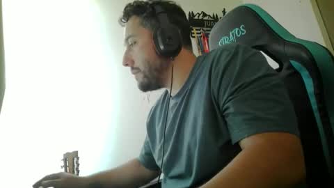 Snapshot of mrlilnice chatting on January 9, 2026, 11:57 am mrlilnice online show from January 9, 2026, 11:57 am