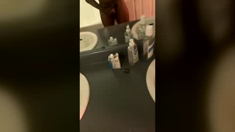 mrmakehercum32 online show from July 25, 2026, 7:28 am