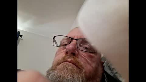 mrnmrsfucks4u online show from May 5, 2026, 12:35 pm