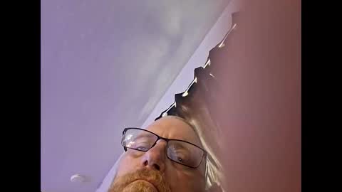 mrnmrsfucks4u online show from May 7, 2026, 10:26 pm