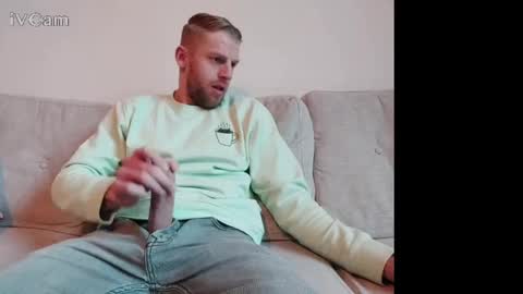 mrnobody6209 online show from March 3, 2025, 4:46 pm