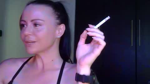 Snapshot of mrs_bunny_swing chatting on May 3, 2026, 2:56 pm mrs_bunny_swing online show from May 3, 2026, 2:56 pm