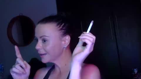 Snapshot of mrs_bunny_swing chatting on May 6, 2026, 7:19 pm mrs_bunny_swing online show from May 6, 2026, 7:19 pm