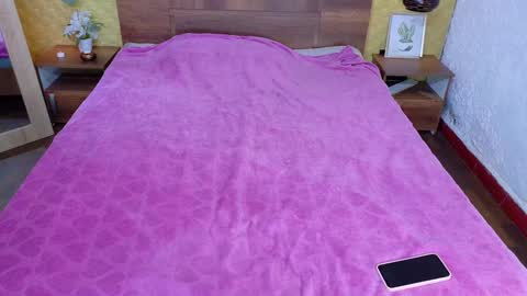 mrs_buttocks online show from December 13, 2024, 2:27 pm