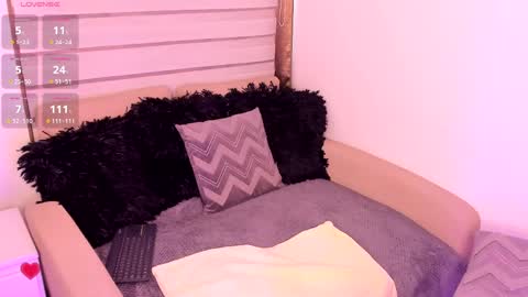 Griseld   online show from April 20, 2026, 7:26 pm