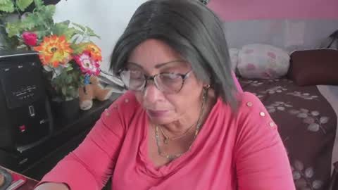 Snapshot of mrs_mommy chatting on July 6, 2026, 8:00 pm mrs_mommy online show from July 6, 2026, 8:00 pm