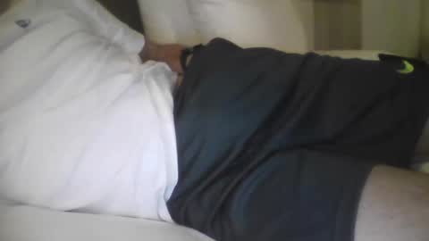 Mrserenade online show from November 1, 2025, 6:21 pm