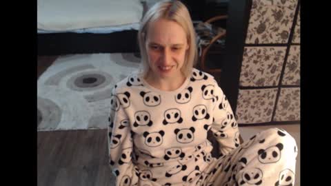 Sasha online show from February 2, 2026, 6:39 pm