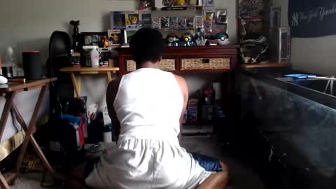 mrsoonicexrated online show from November 11, 2025, 3:56 pm