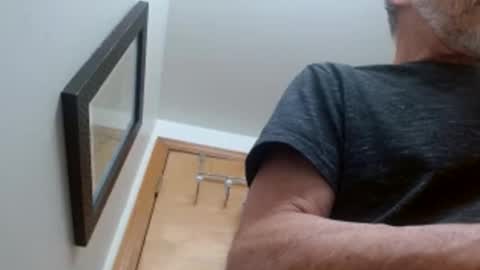 Snapshot of mrtease5 chatting on January 15, 2026, 8:41 am mrtease5 online show from January 15, 2026, 8:41 am